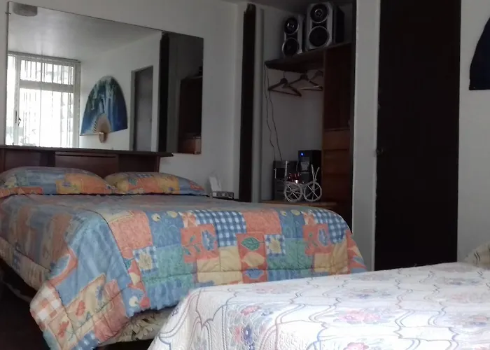 Bed & Breakfast Diana's Place, *